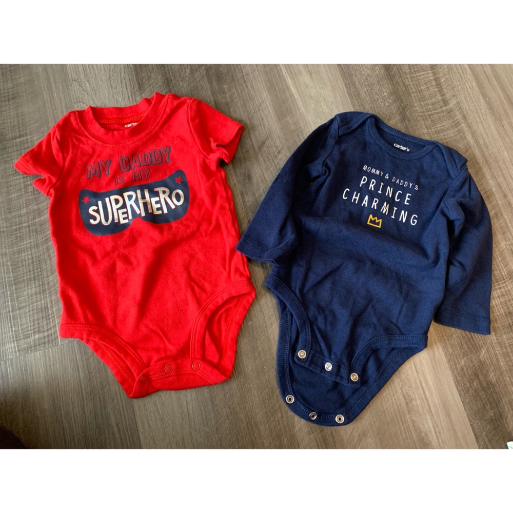 Carter’s Onesies One Long Sleeve One Short Sleeve size 6M